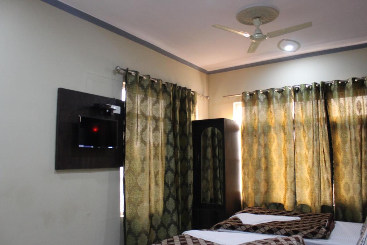 Hotel Samar Srinagar  Ngoại thất bức ảnh