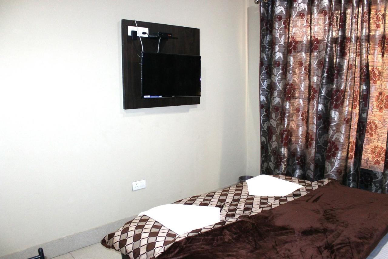 Hotel Samar Srinagar  Ngoại thất bức ảnh